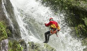 adventure-canyoning